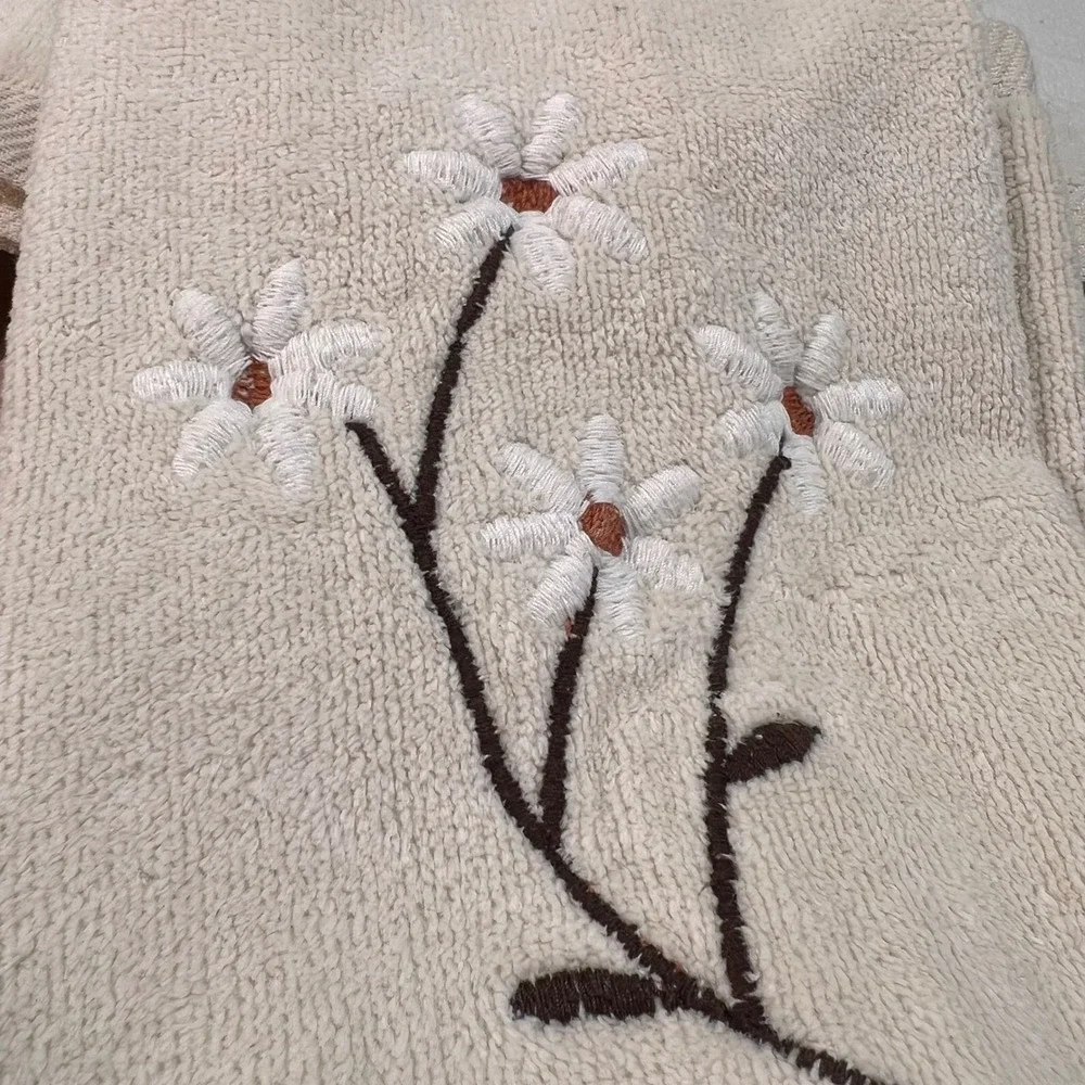 Ames vintage cream